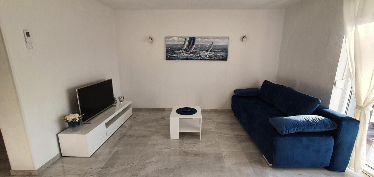 Apartmani Naomi&Leo Senj  Bagian luar foto