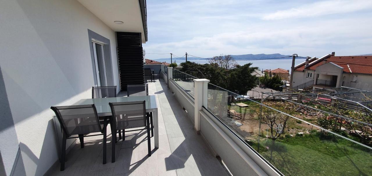 Apartmani Naomi&Leo Senj  Bagian luar foto