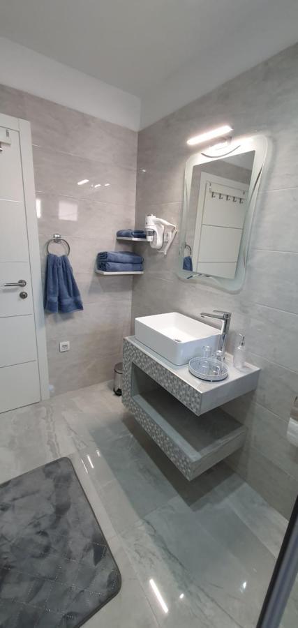 Apartmani Naomi&Leo Senj  Bagian luar foto