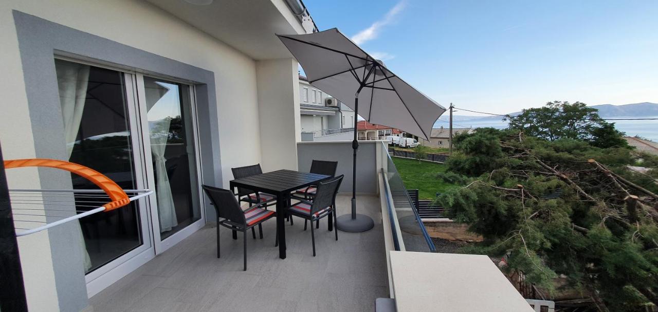 Apartmani Naomi&Leo Senj  Bagian luar foto